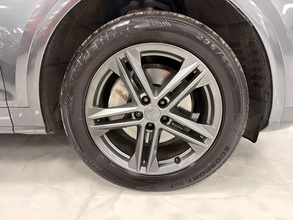 Used 2017 Audi Q5 S Line Daytona Grey - Interior and Exterior details 15
