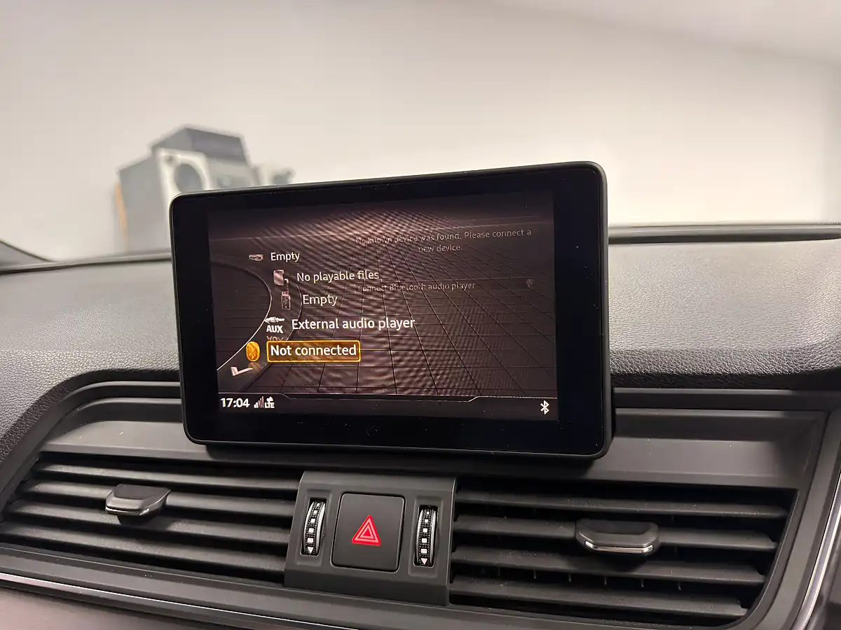 Used 2017 Audi Q5 S Line Daytona Grey - Interior and Exterior details 16