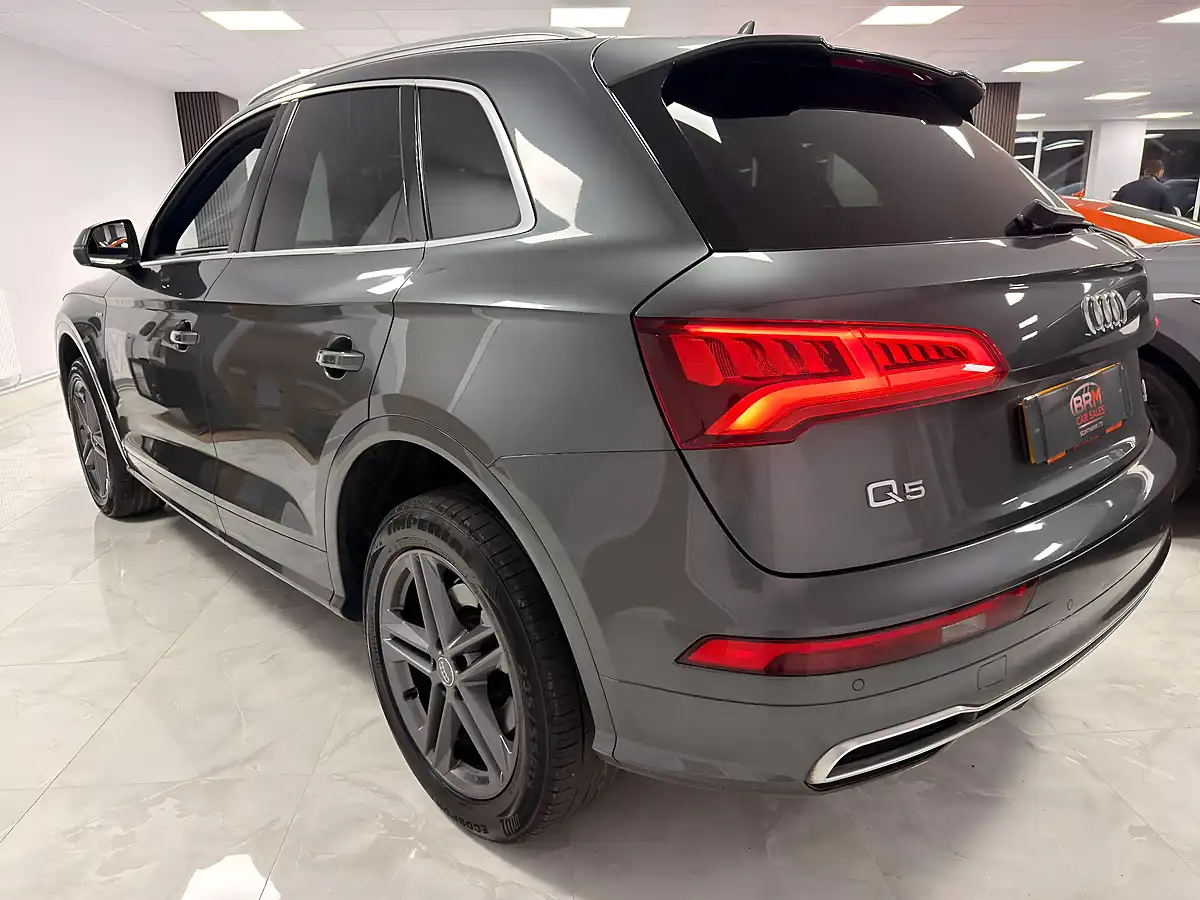 Used 2017 Audi Q5 S Line Daytona Grey - Interior and Exterior details 4