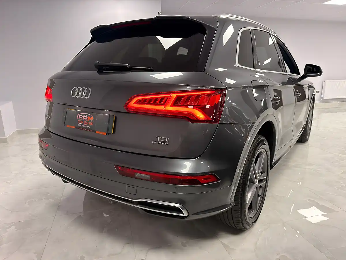 Used 2017 Audi Q5 S Line Daytona Grey - Interior and Exterior details 9