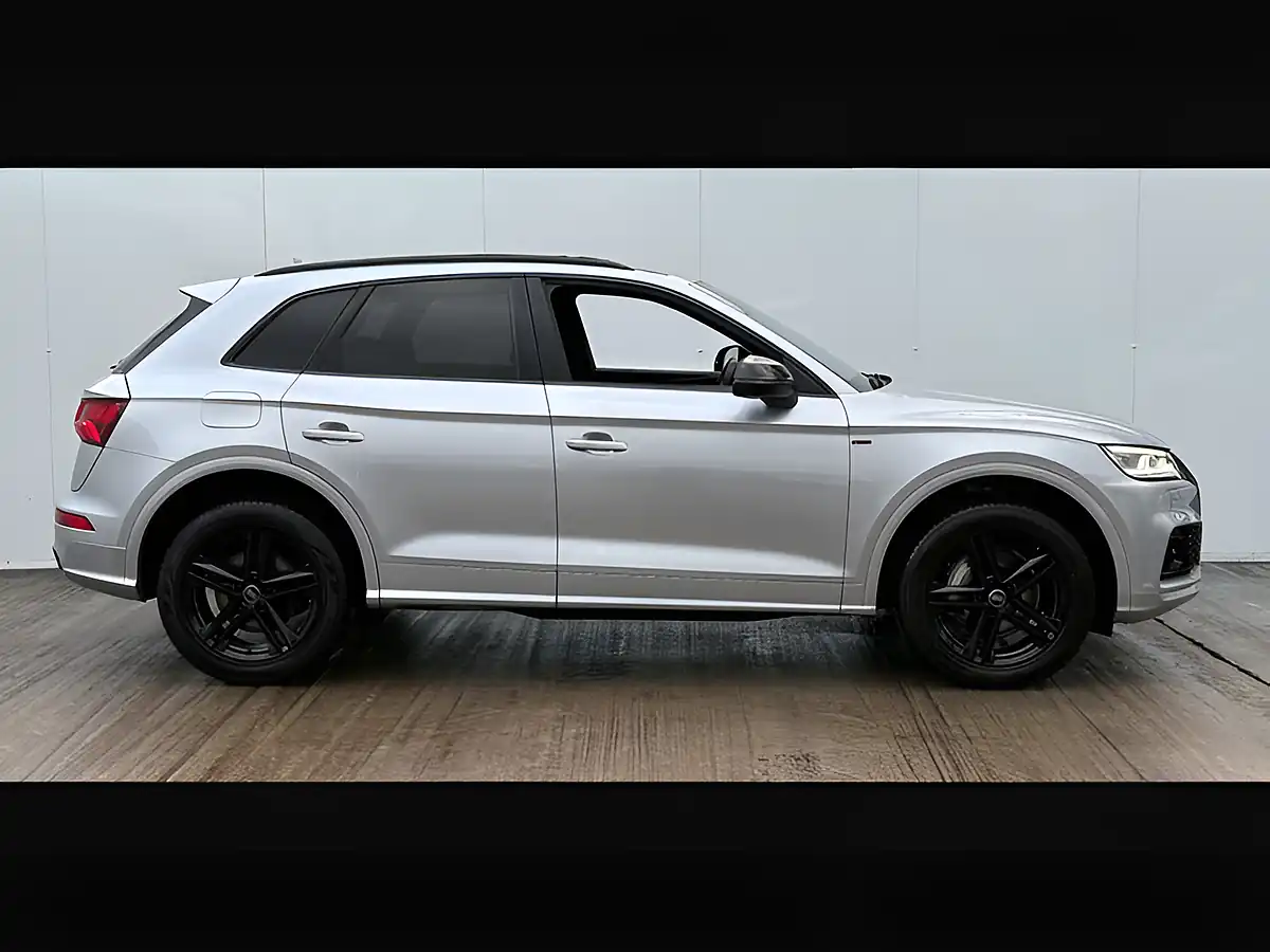 Used 2017 Audi Q5 S Line Floret Silver - Interior and Exterior details 2