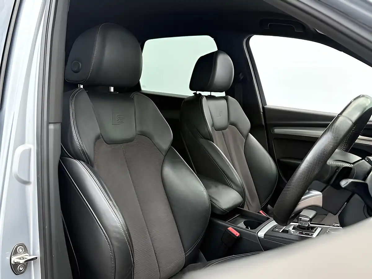 Used 2017 Audi Q5 S Line Floret Silver - Interior and Exterior details 3