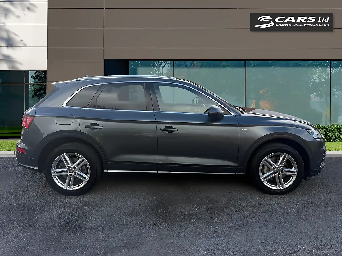 Used 2017 Audi Q5 S Line Grey - Interior and Exterior details 4