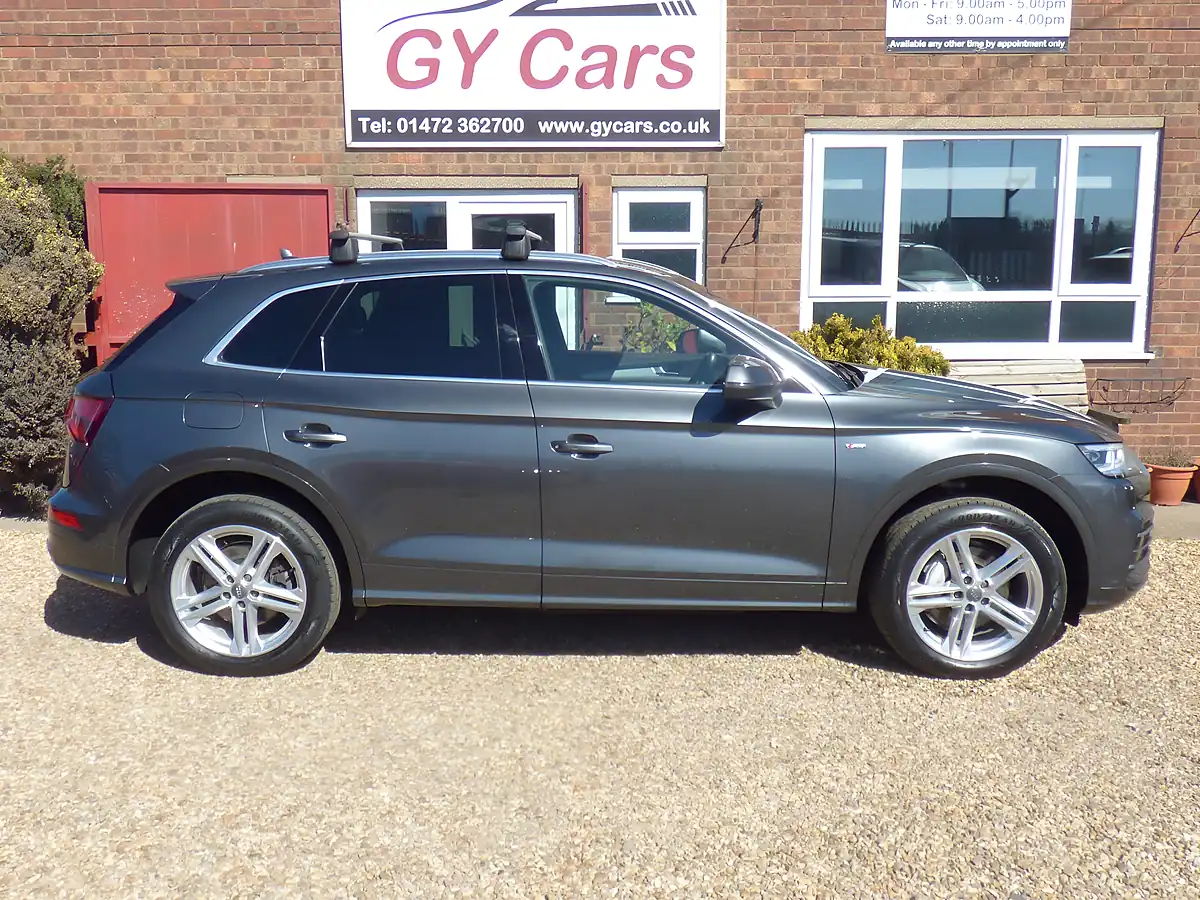 Used 2017 Audi Q5 S Line Grey - Interior and Exterior details 2
