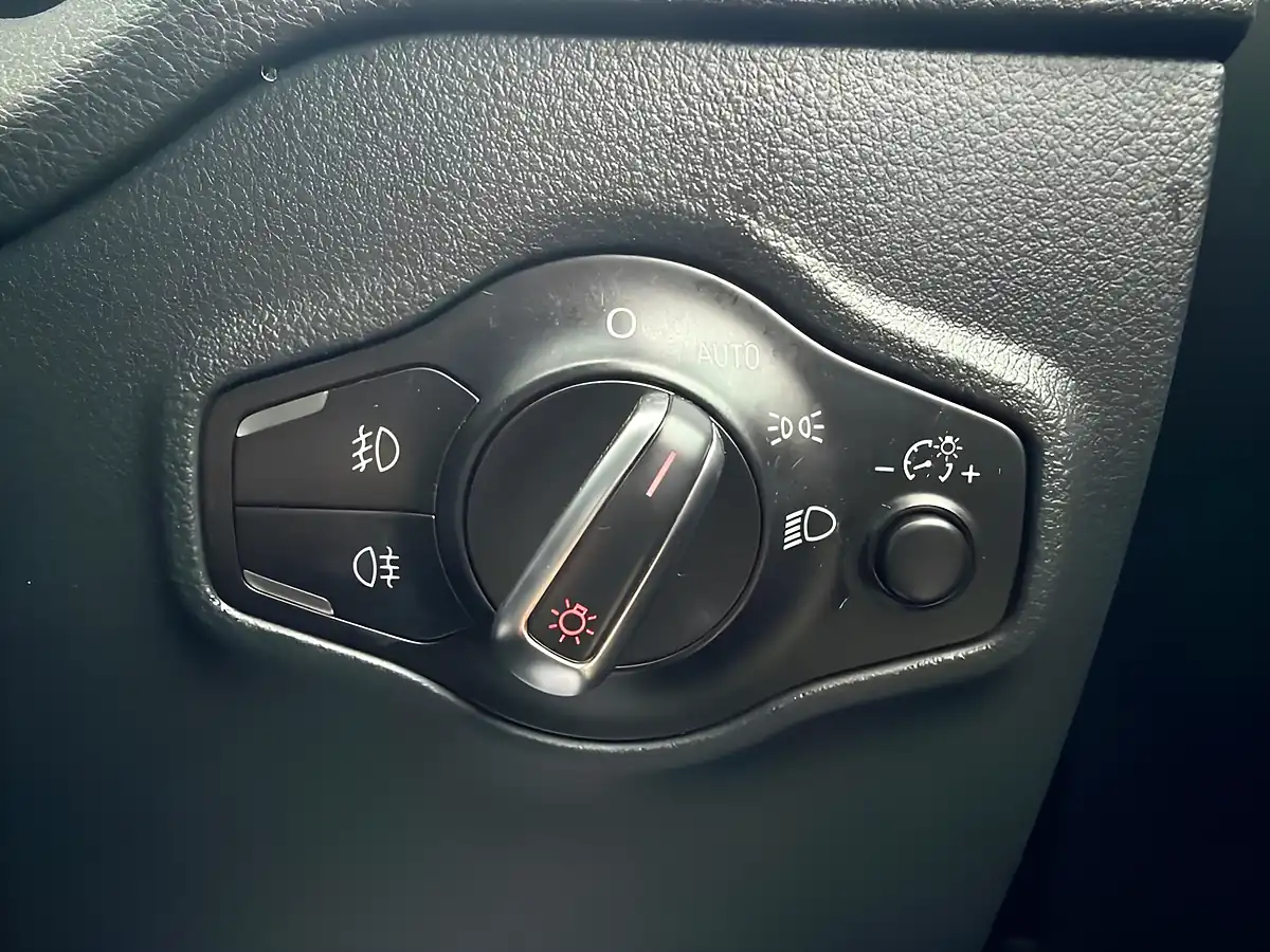 Used 2017 Audi Q5 S Line Plus Black - Interior and Exterior details 15