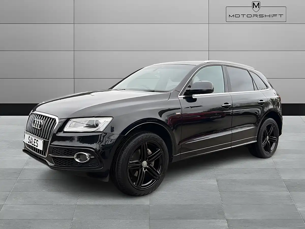 Used 2017 Audi Q5 S Line Plus Black - Interior and Exterior details 4