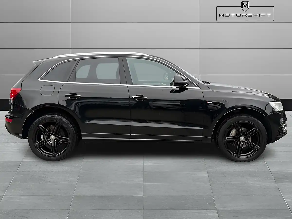 Used 2017 Audi Q5 S Line Plus Black - Interior and Exterior details 7