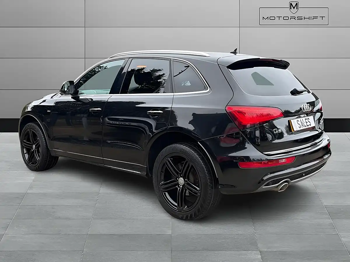 Used 2017 Audi Q5 S Line Plus Black - Interior and Exterior details 9