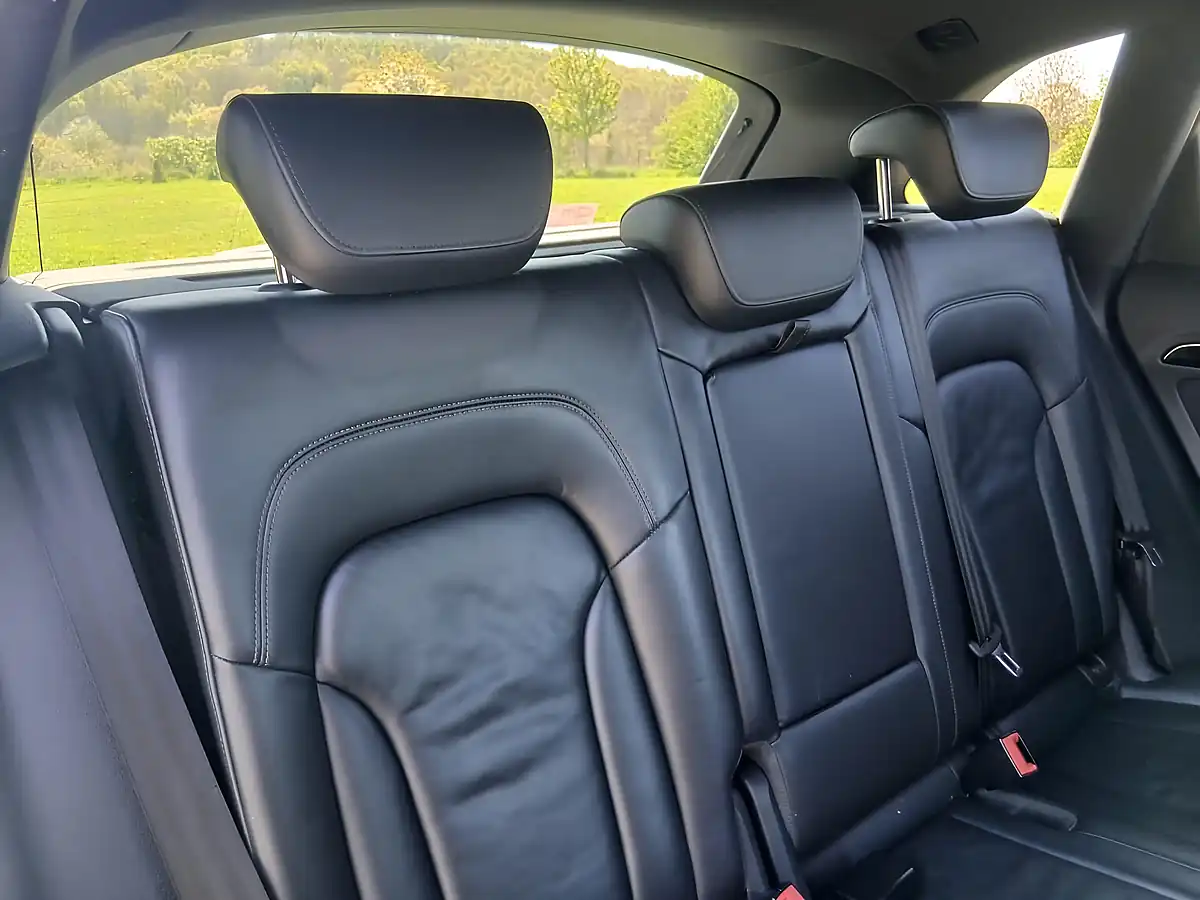 Used 2017 Audi Q5 S Line Plus Silver - Interior and Exterior details 12