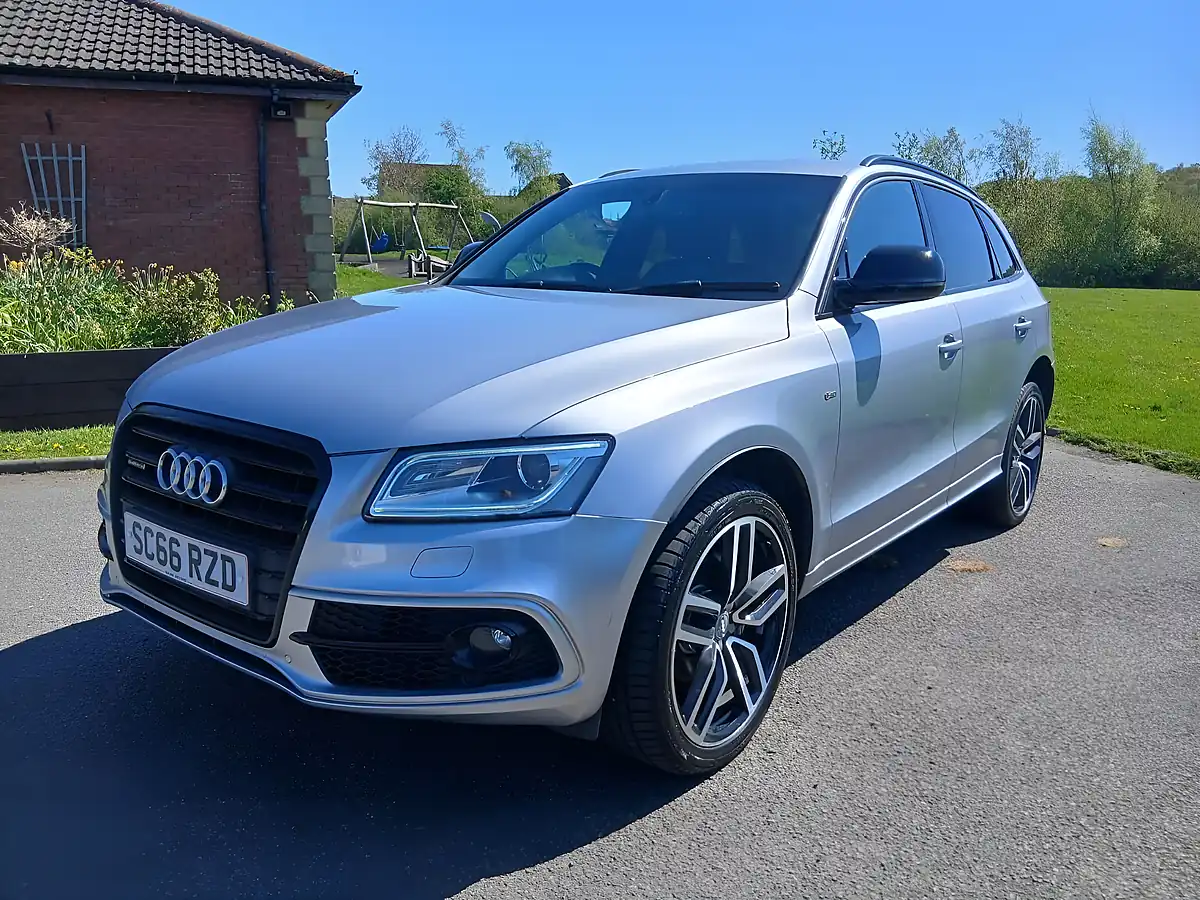 Used 2017 Audi Q5 S Line Plus Silver - Interior and Exterior details 3
