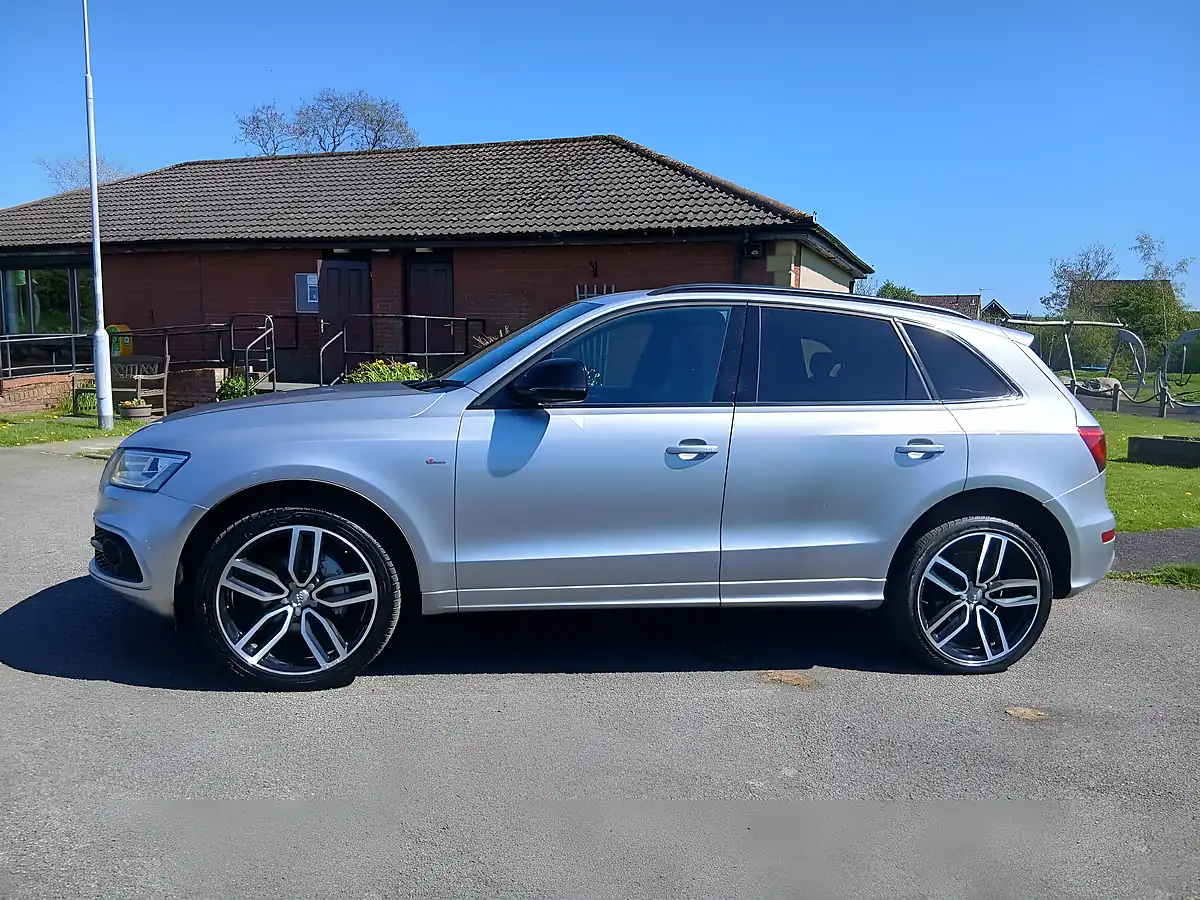 Used 2017 Audi Q5 S Line Plus Silver - Interior and Exterior details 5