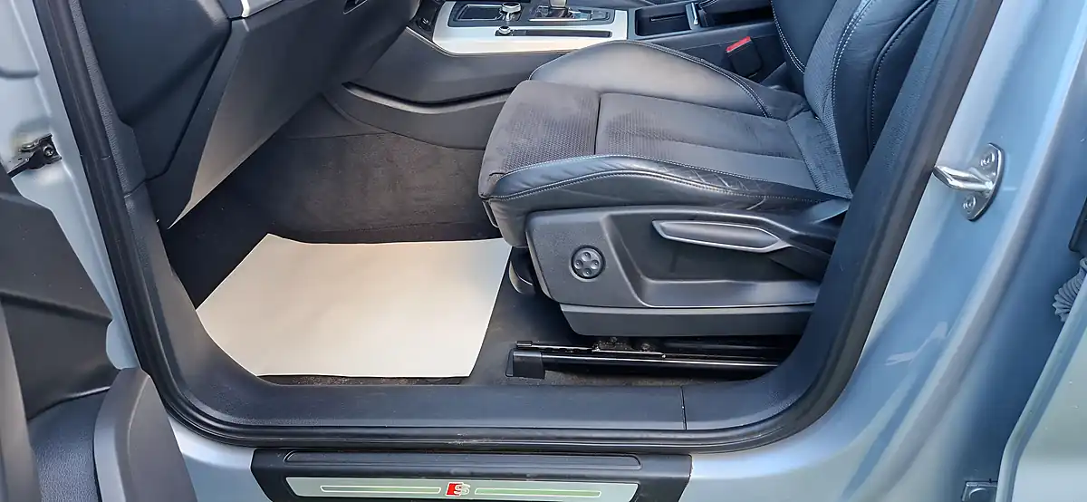 Used 2017 Audi Q5 S Line Silver - Interior and Exterior details 14