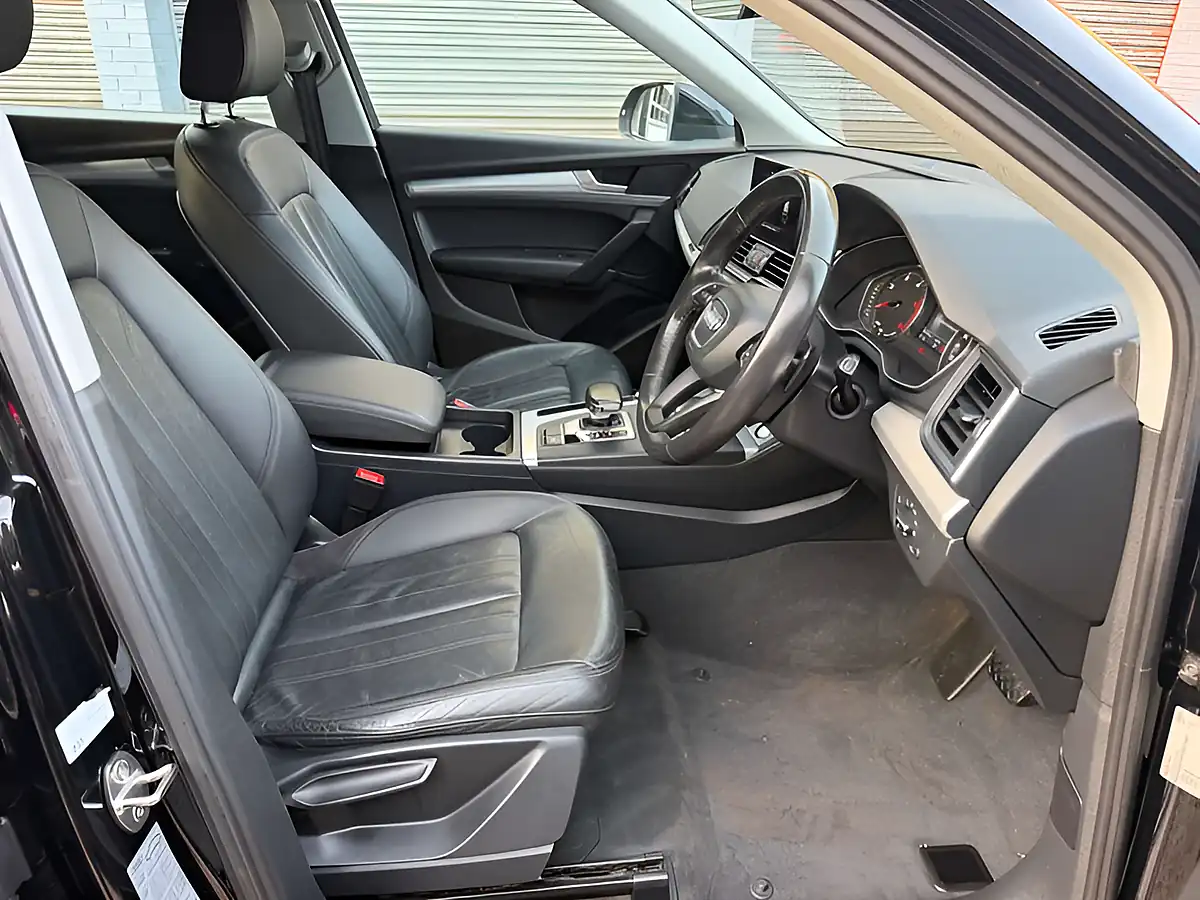 Used 2017 Audi Q5 Se Black - Interior and Exterior details 3