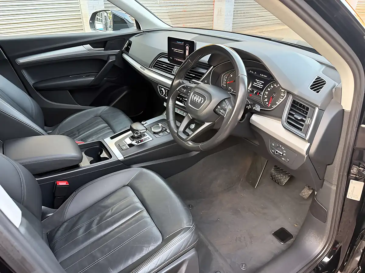 Used 2017 Audi Q5 Se Black - Interior and Exterior details 5