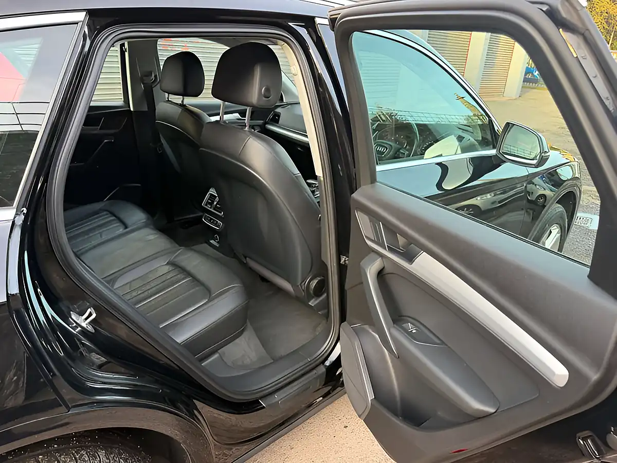 Used 2017 Audi Q5 Se Black - Interior and Exterior details 6