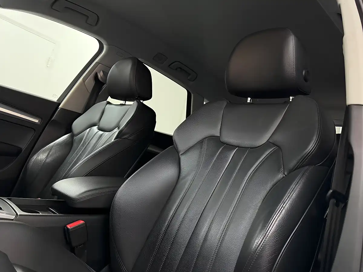 Used 2017 Audi Q5 Sport Grey - Interior and Exterior details 3
