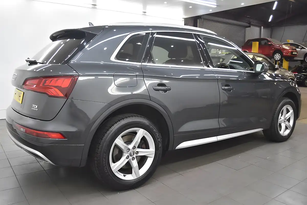 Used 2017 Audi Q5 Sport S Tronic Quattro Grey - Front View