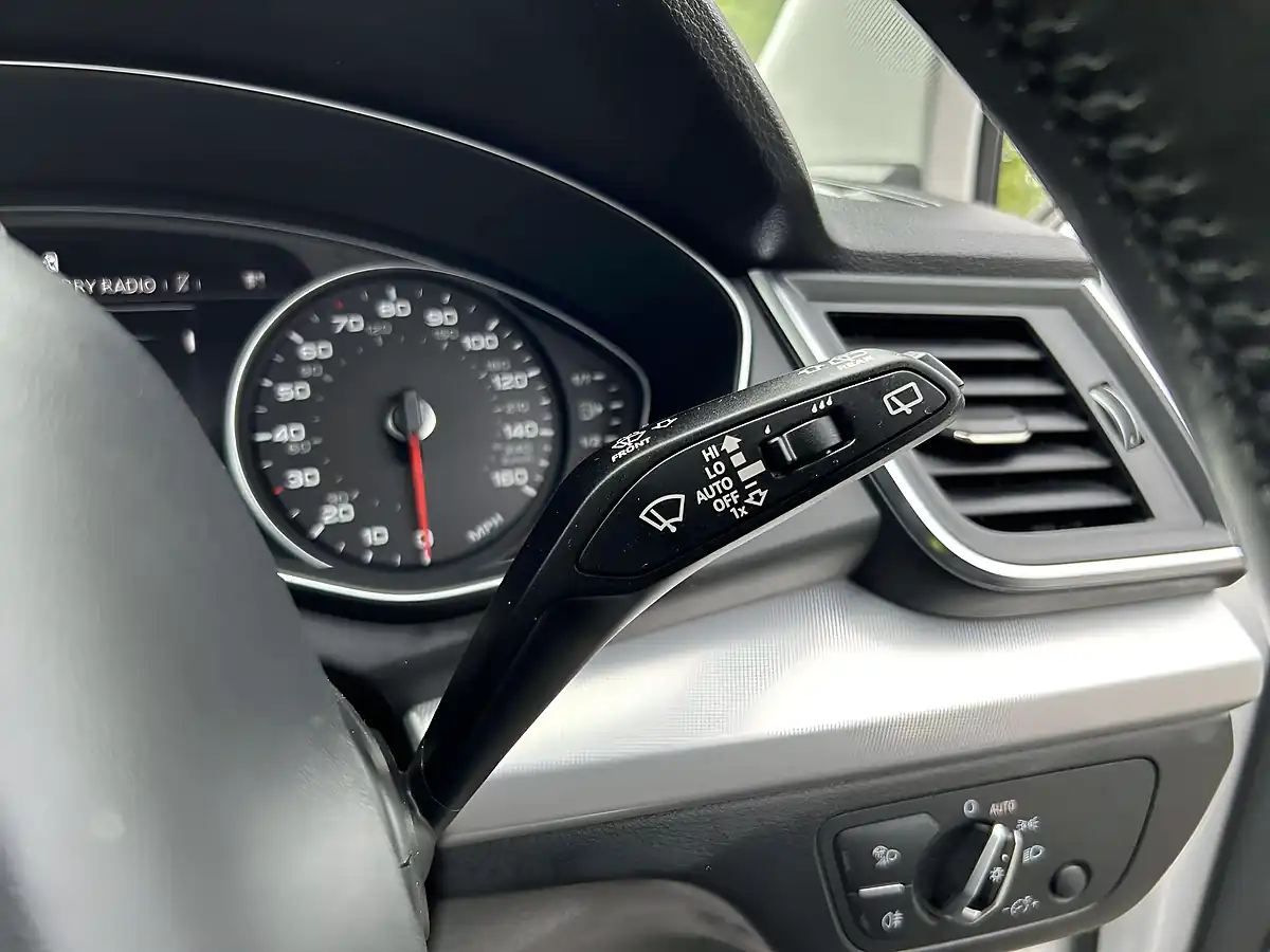 Used 2017 Audi Q5 Sport White - Interior and Exterior details 11