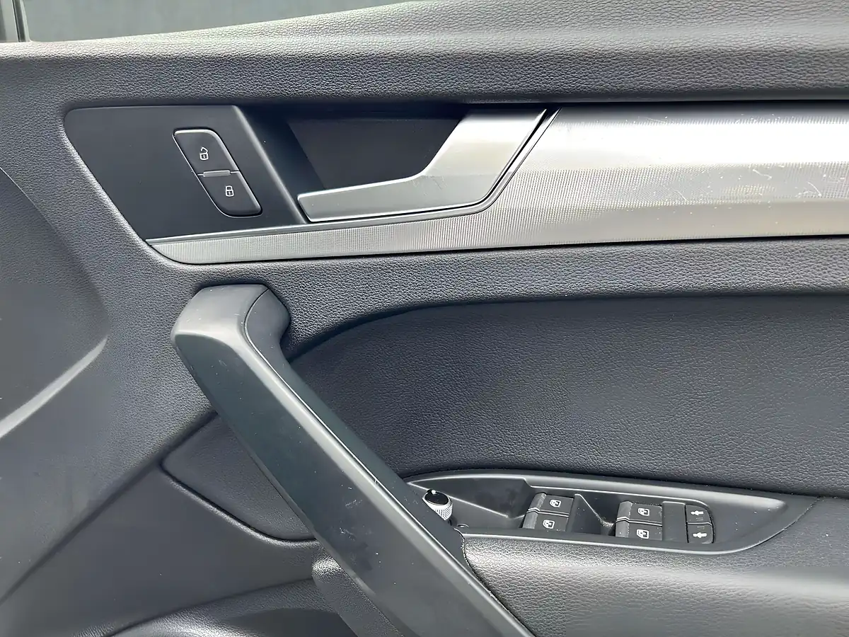Used 2017 Audi Q5 Sport White - Interior and Exterior details 20