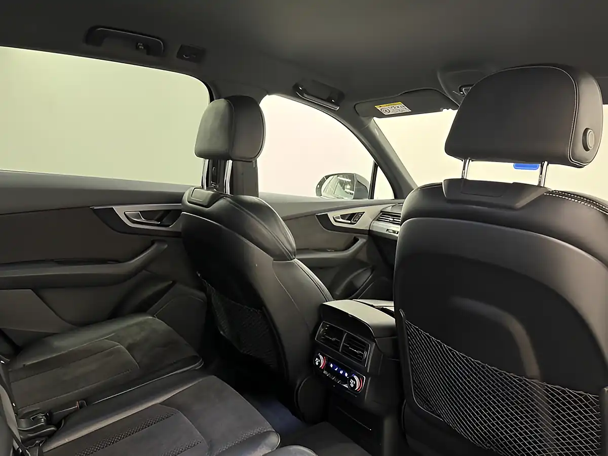 Used 2017 Audi Q7 S Line Black - Interior and Exterior details 14