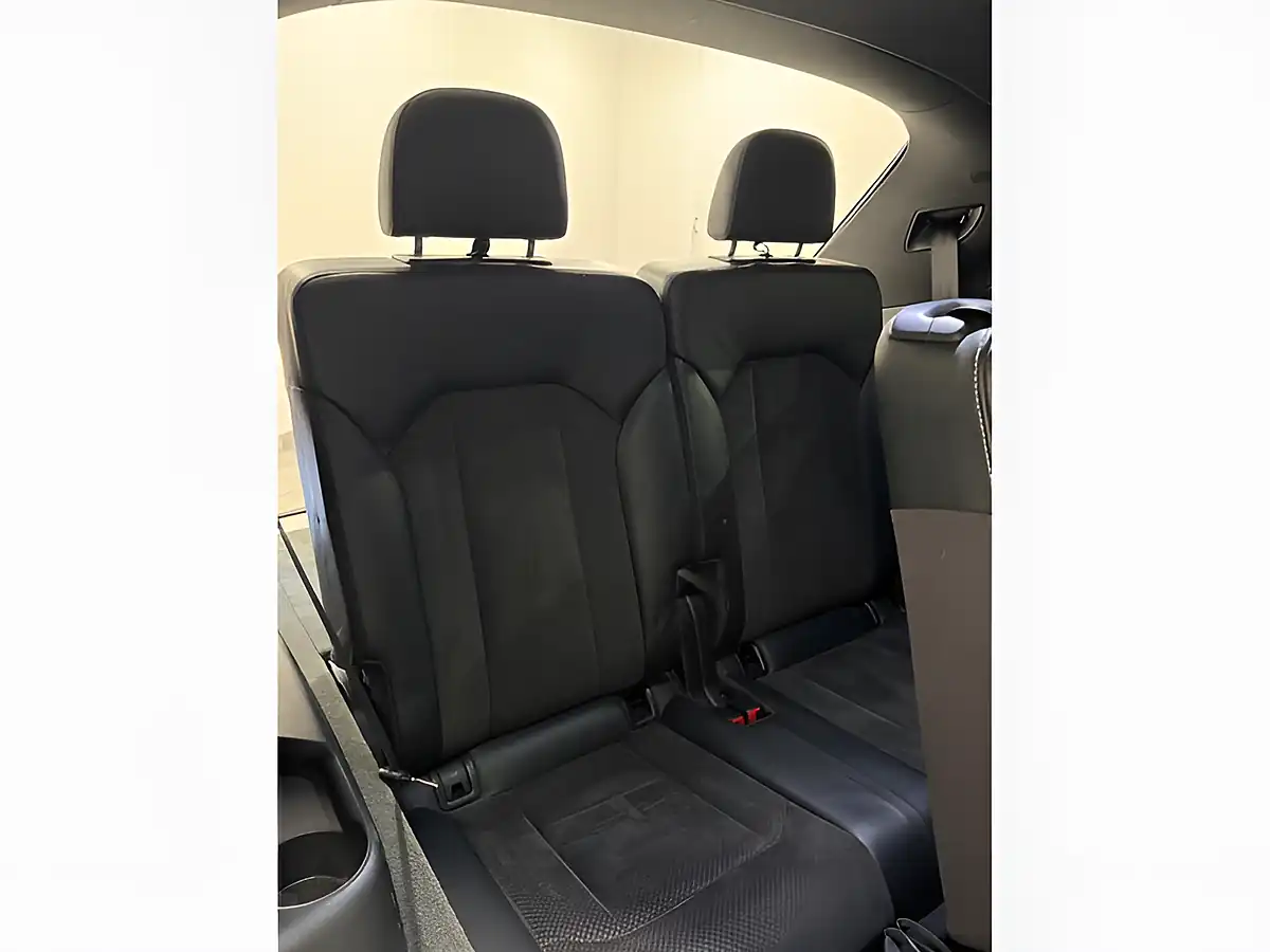 Used 2017 Audi Q7 S Line Black - Interior and Exterior details 15