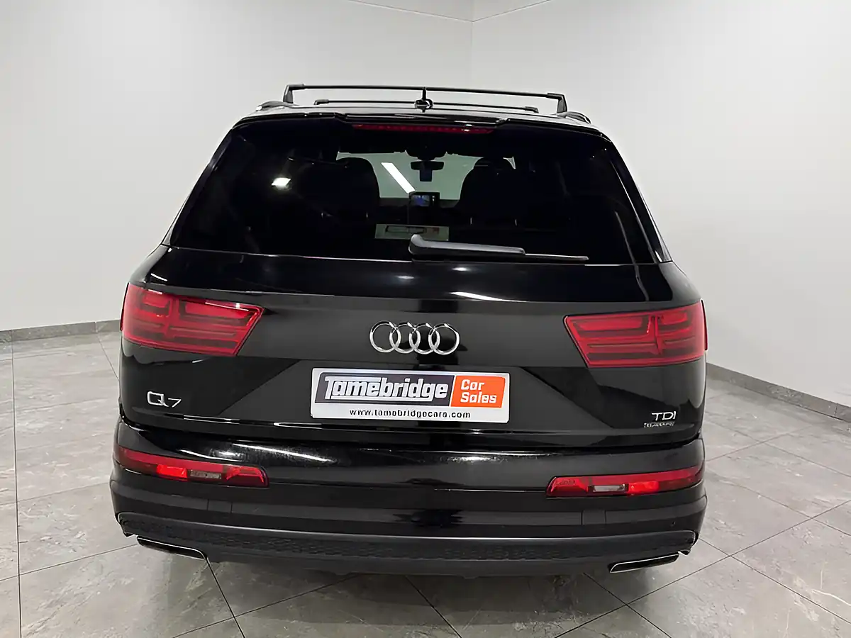 Used 2017 Audi Q7 S Line Black - Interior and Exterior details 7