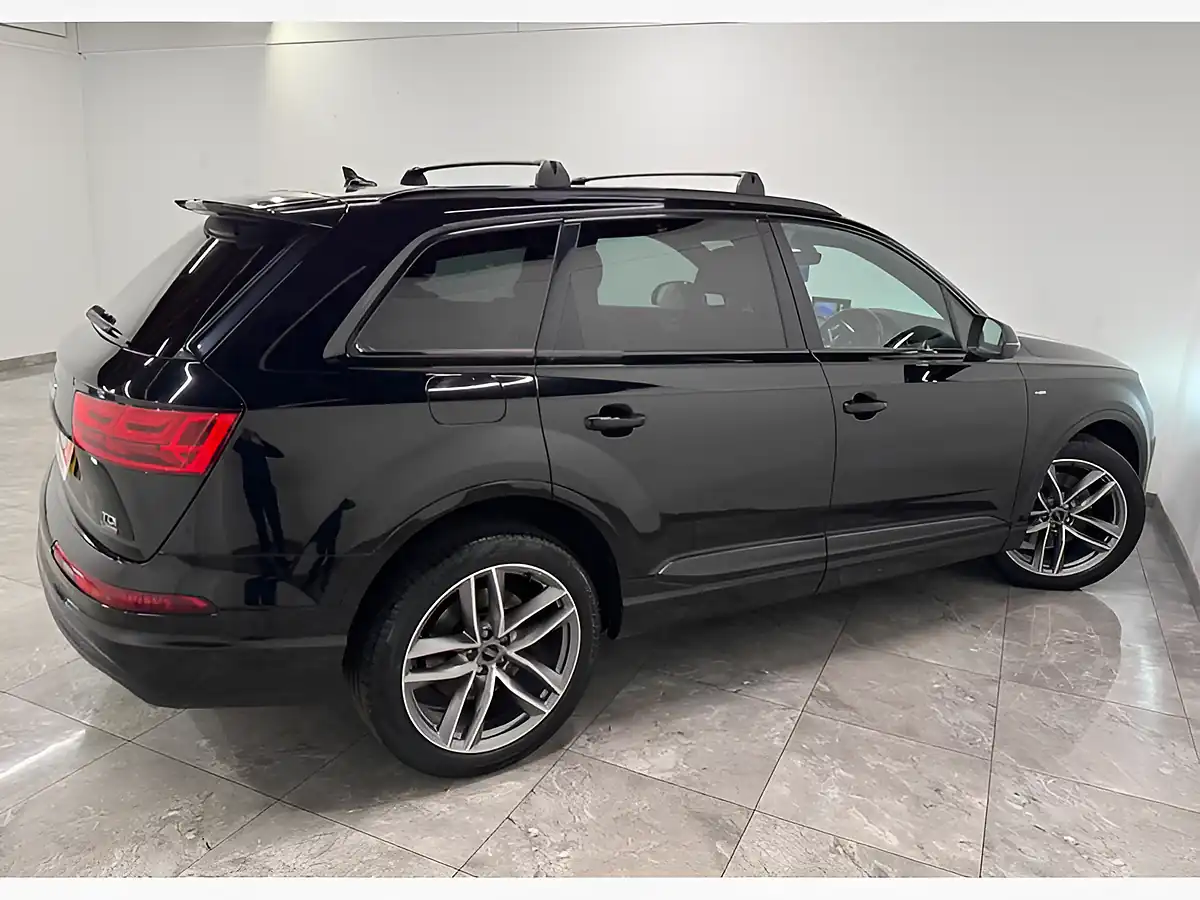 Used 2017 Audi Q7 S Line Black - Interior and Exterior details 8
