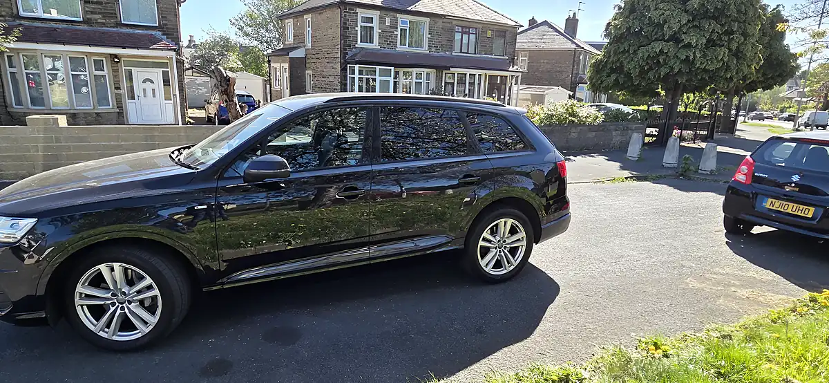 Used 2017 Audi Q7 S Line Black - Interior and Exterior details 17