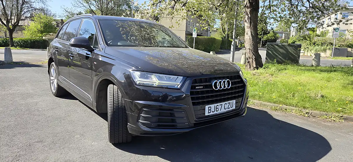 Used 2017 Audi Q7 S Line Black - Interior and Exterior details 2