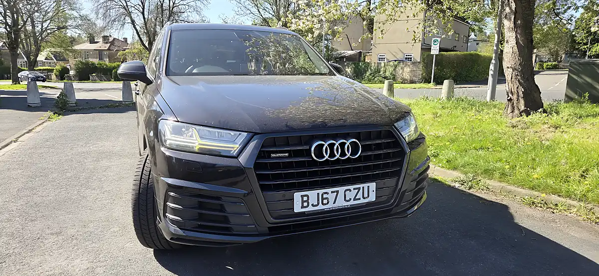 Used 2017 Audi Q7 S Line Black - Interior and Exterior details 3