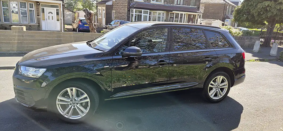 Used 2017 Audi Q7 S Line Black - Interior and Exterior details 6