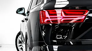 Used 2017 Audi Q7 S Line Black - Interior and Exterior details 13