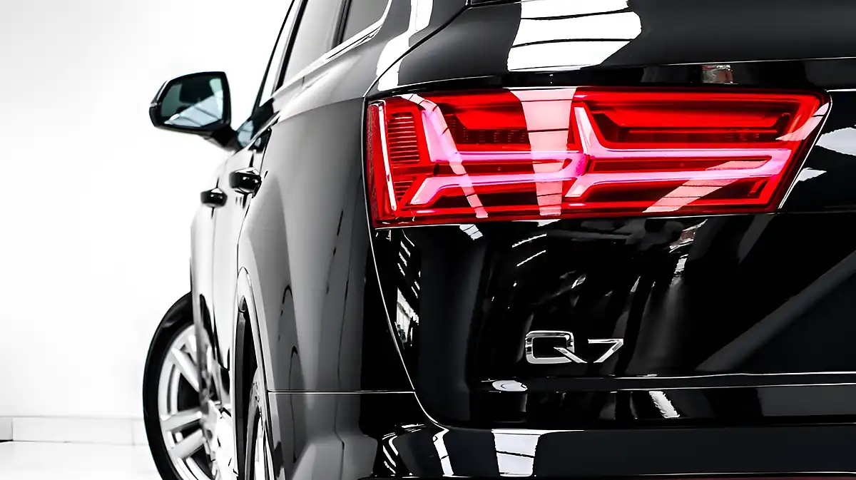 Used 2017 Audi Q7 S Line Black - Interior and Exterior details 13