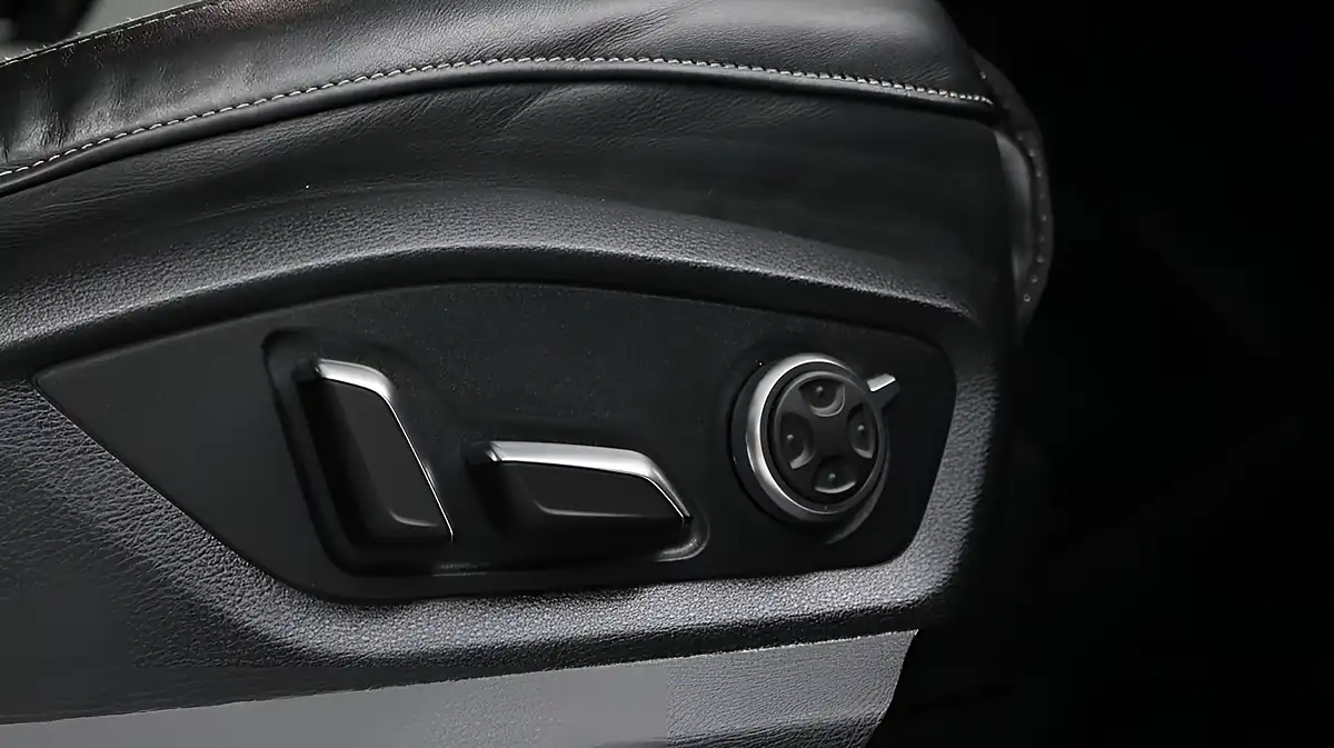 Used 2017 Audi Q7 S Line Black - Interior and Exterior details 16