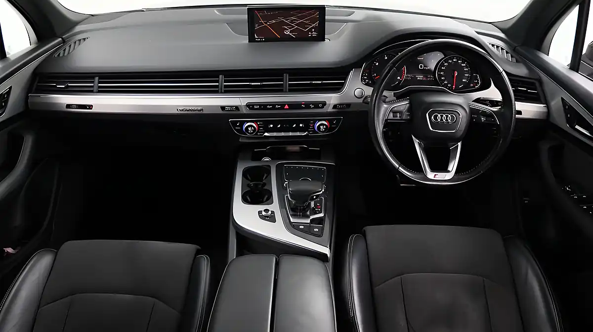 Used 2017 Audi Q7 S Line Black - Interior and Exterior details 2