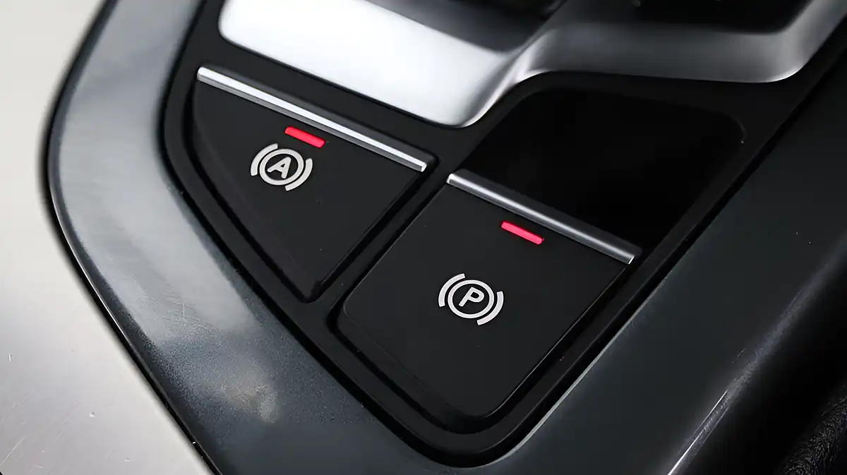 Used 2017 Audi Q7 S Line Black - Interior and Exterior details 20