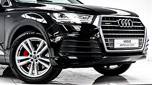 Used 2017 Audi Q7 S Line Black - Interior and Exterior details 4