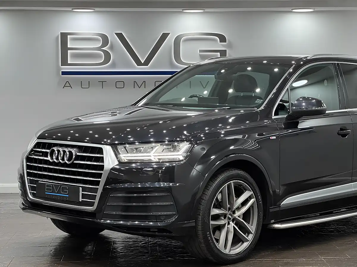 Used 2017 Audi Q7 S Line Black - Interior and Exterior details 10
