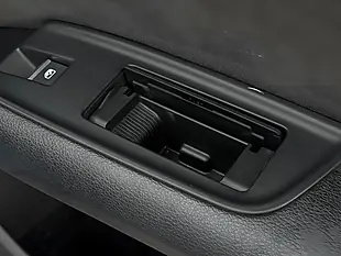 Used 2017 Audi Q7 S Line Blue - Interior and Exterior details 17