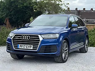 Used 2017 Audi Q7 S Line Blue - Interior and Exterior details 7