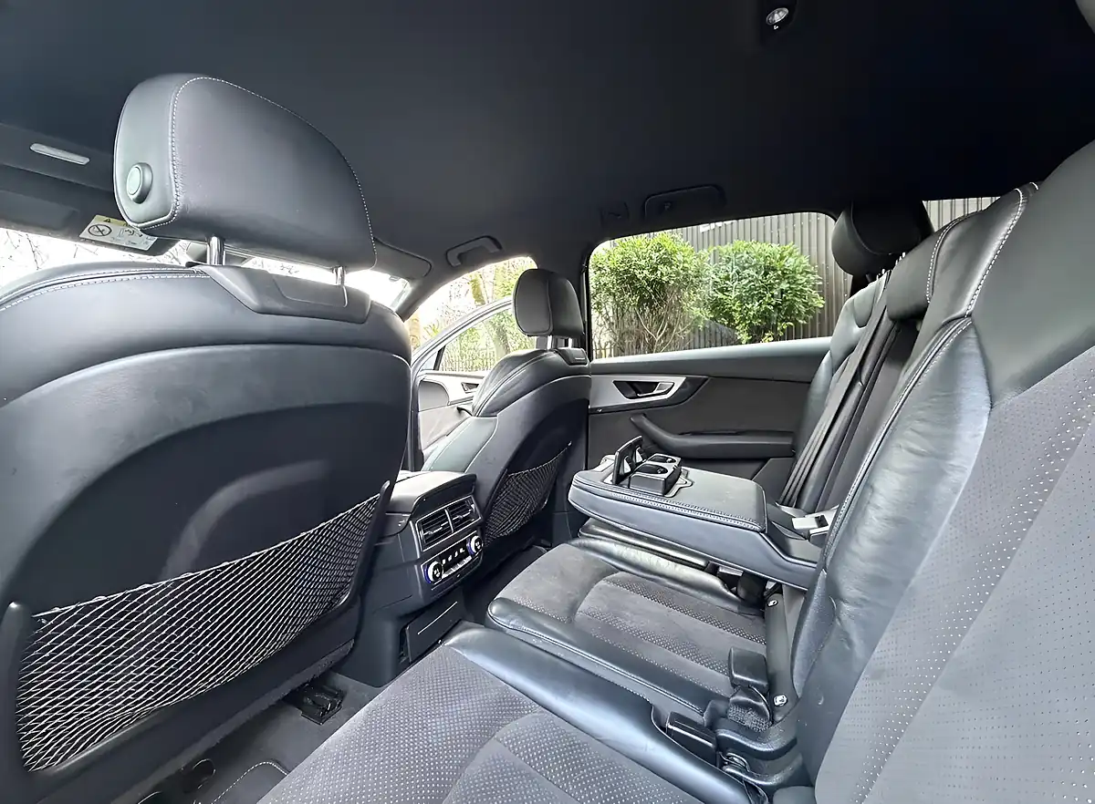 Used 2017 Audi Q7 S Line Grey - Interior and Exterior details 6