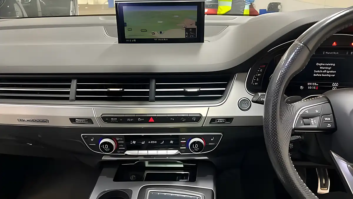 Used 2017 Audi Q7 S Line Grey - Interior and Exterior details 13