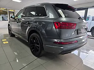 Used 2017 Audi Q7 S Line Grey - Interior and Exterior details 16