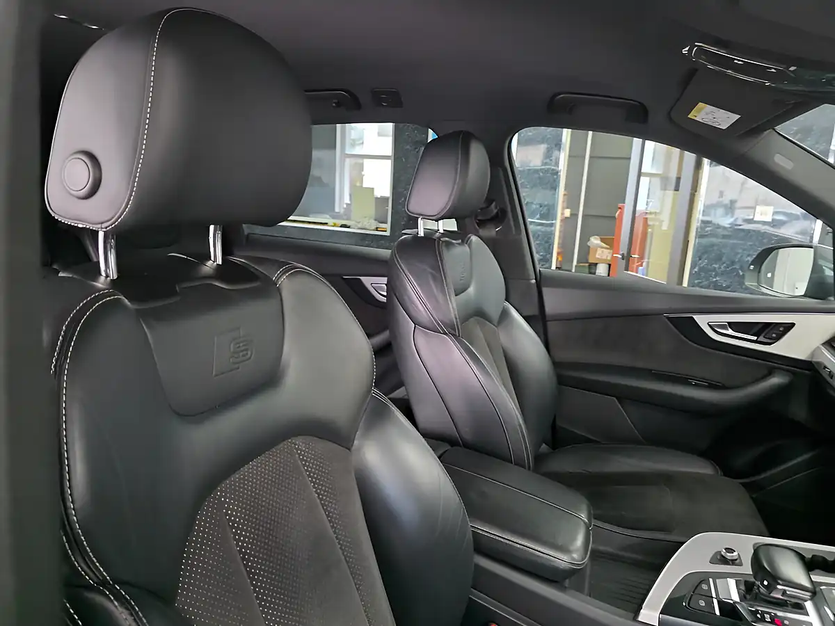 Used 2017 Audi Q7 S Line Grey - Interior and Exterior details 18