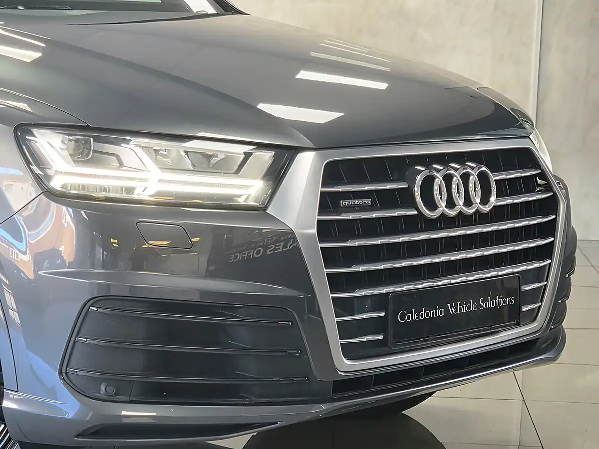 Used 2017 Audi Q7 S Line Grey - Interior and Exterior details 19