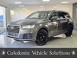Used 2017 Audi Q7 S Line Grey - Interior and Exterior details 2