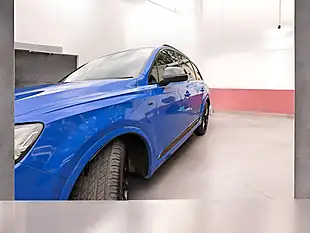 Used 2017 Audi Q7 SQ7 Blue - Interior and Exterior details 13
