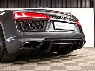 Used 2017 Audi R8 Spyder Grey - Interior and Exterior details 19