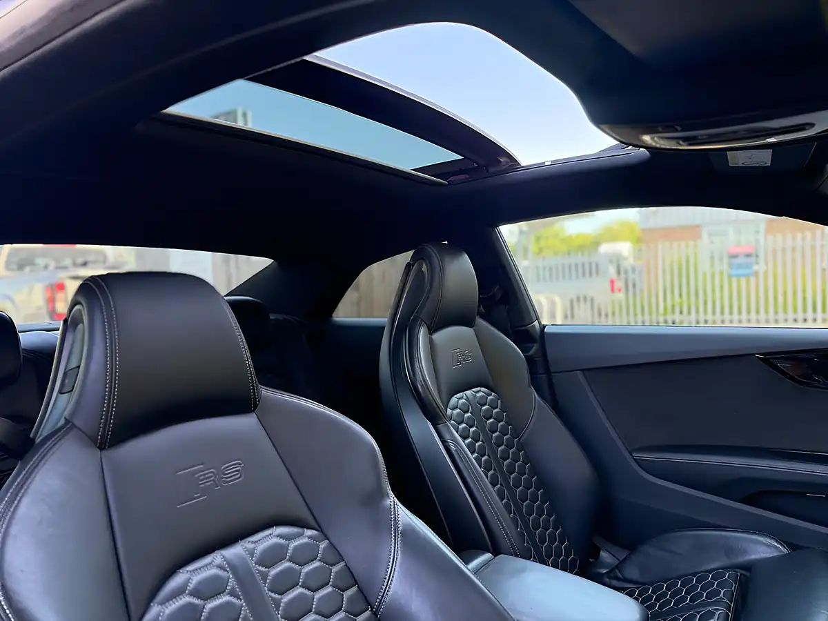 Used 2017 Audi RS5 Coupe Red - Interior and Exterior details 13