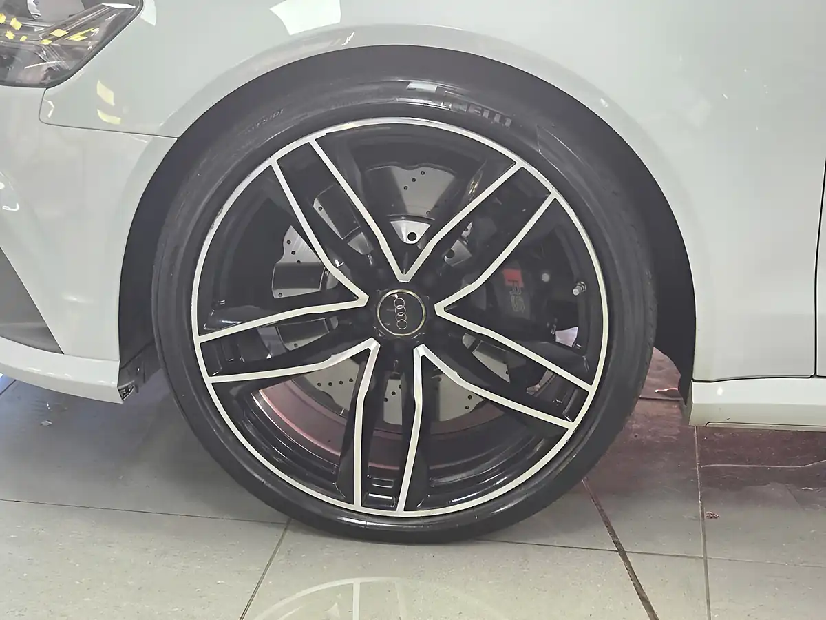 Used 2017 Audi RS6 Avant Performance White - Interior and Exterior details 11